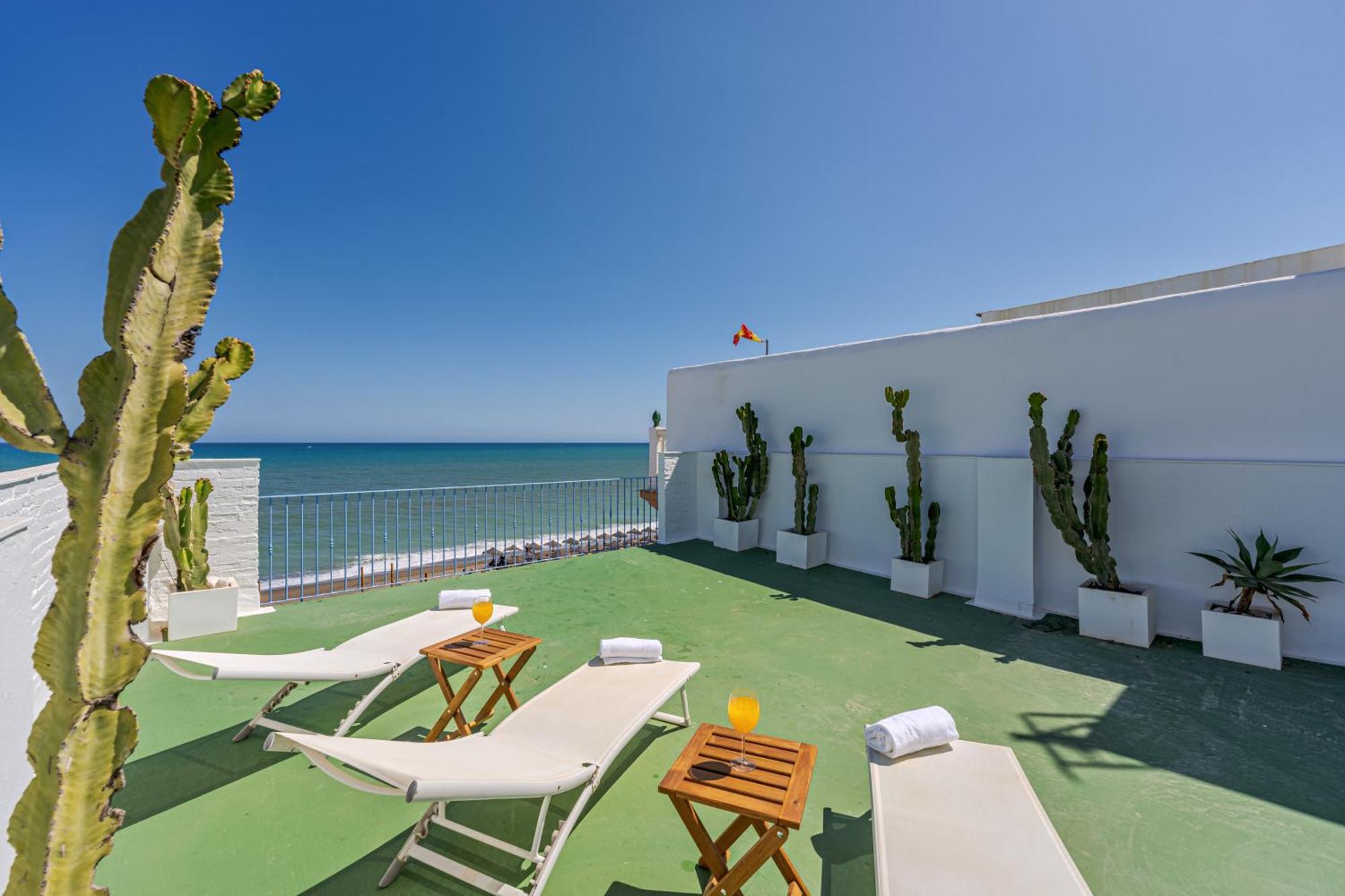 Carihuela - Beach & Sun Torremolinos Ngoại thất bức ảnh