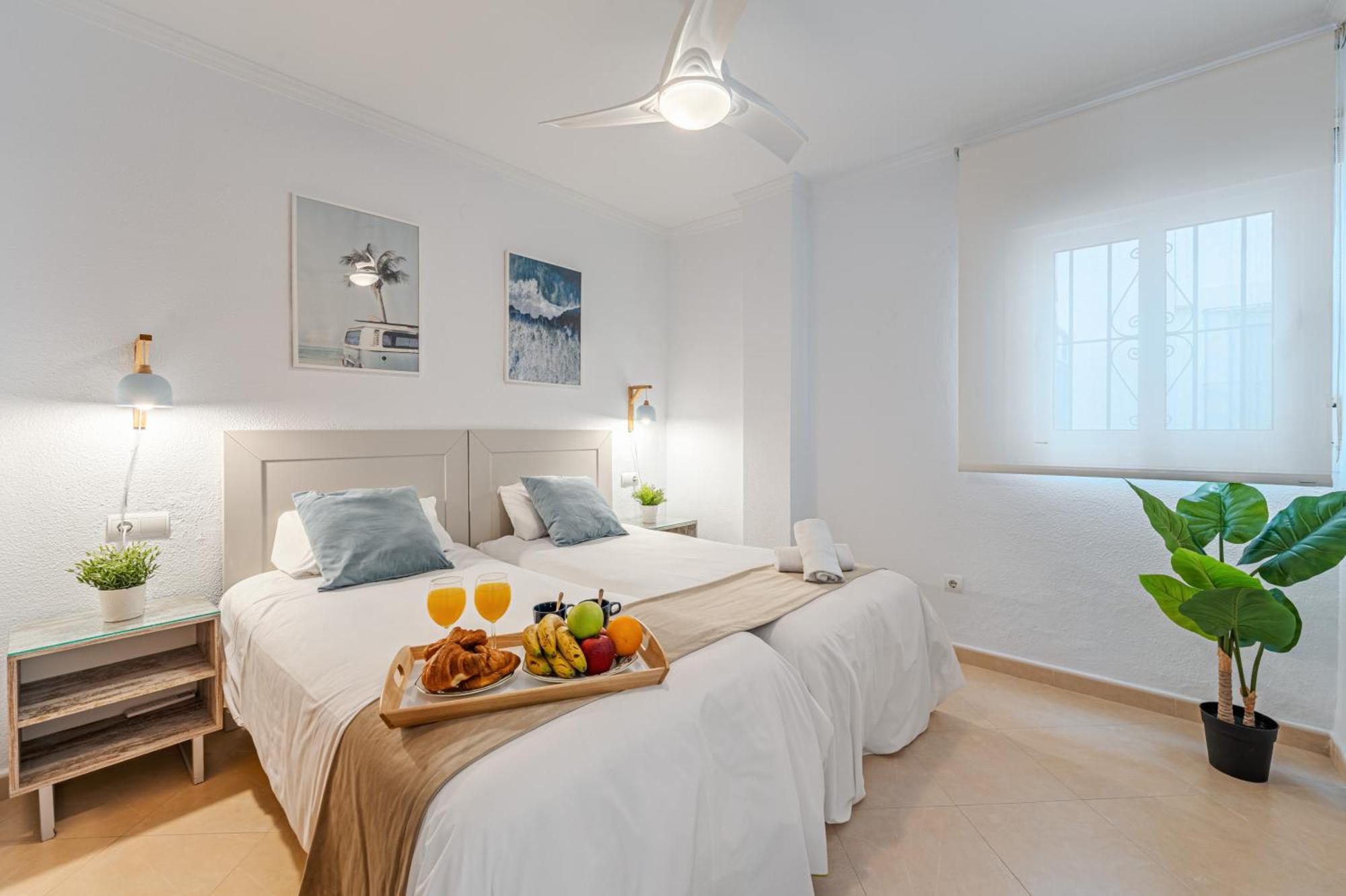 Carihuela - Beach & Sun Torremolinos Ngoại thất bức ảnh