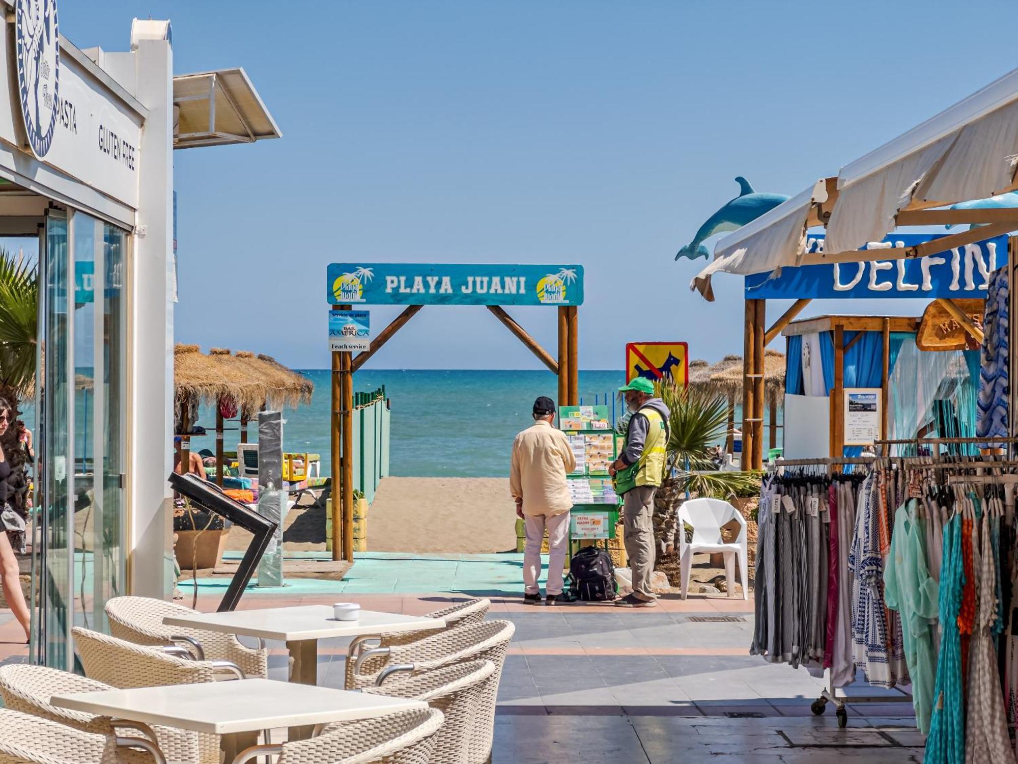 Carihuela - Beach & Sun Torremolinos Ngoại thất bức ảnh